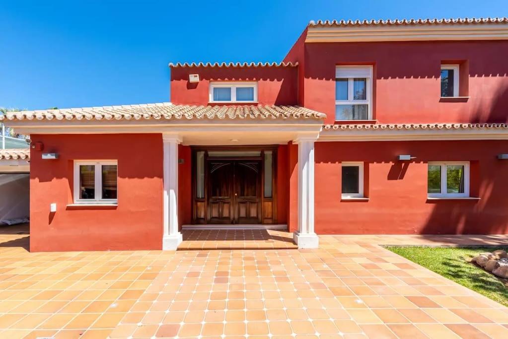 Ohana Luxury Villa With Heated Pool - Malaga — Photos 2